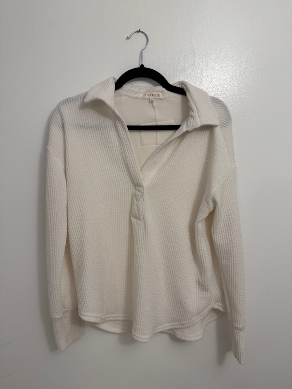 Ultra Flirt Ivory Collared V-Neck Waffle Knit Sweater